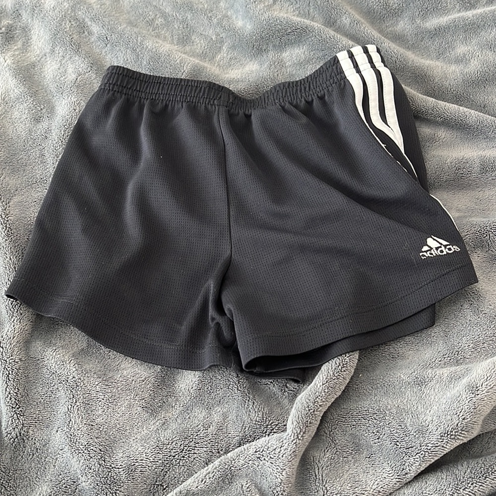 Shorts - Picture 4 of 6